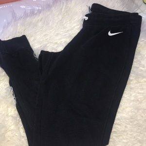 Nike joggers😍✨